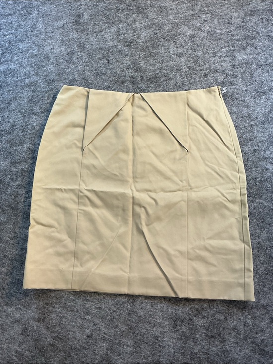 Jil Sander Dresses & Skirts - Jil Sanders Cream Skirt Size 38
